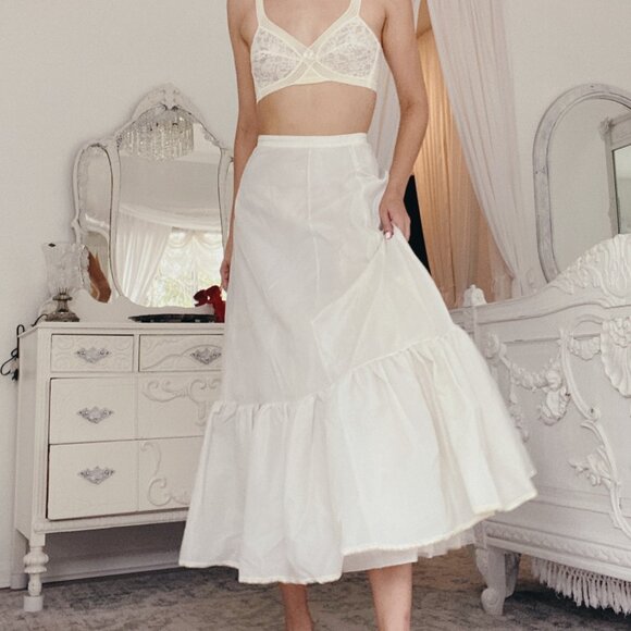 Vintage 1950's White Lace Crinoline Petticoat Ruffle High Waist Maxi Skirt - Picture 10 of 10